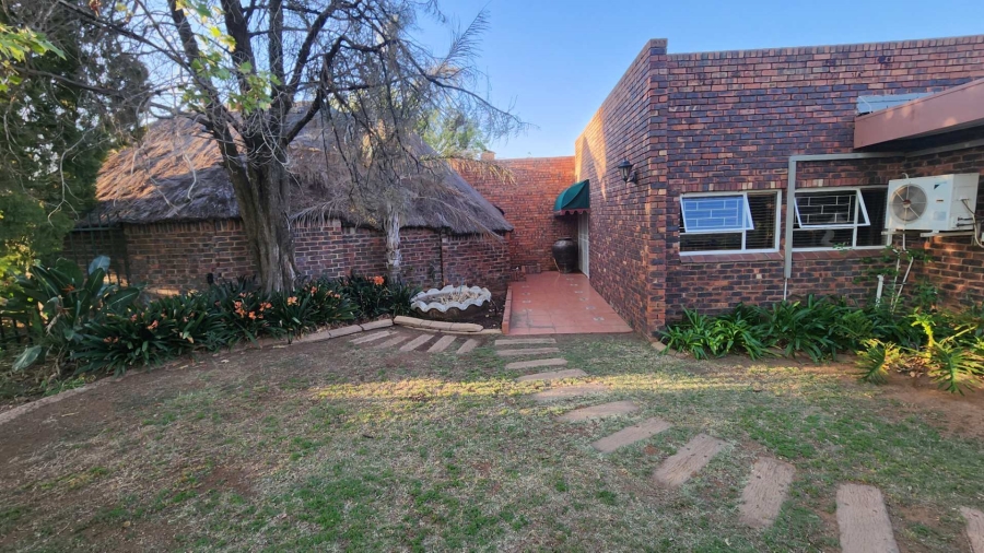 5 Bedroom Property for Sale in Universitas Free State